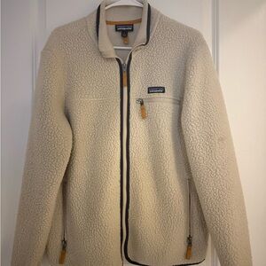 Patagonia Cream Lightweight Shirt Jacket with Sherpa Fleece
